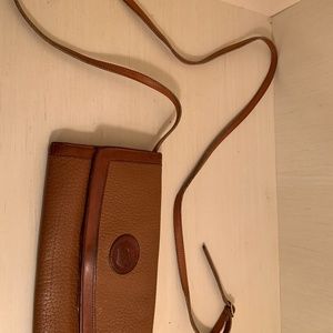 DOONEY & BOURKE Vintage Women's Tan Pebbled Leather Crossbody Wallet Bag